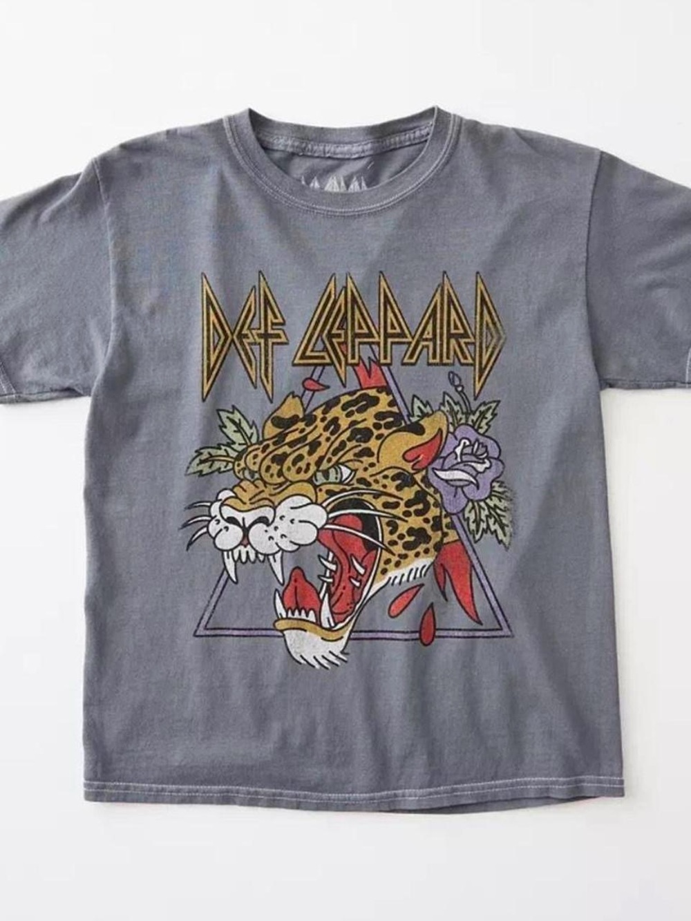Goodie Two Sleeves Def Leppard 100% Cotton Band Tee Women’s Small